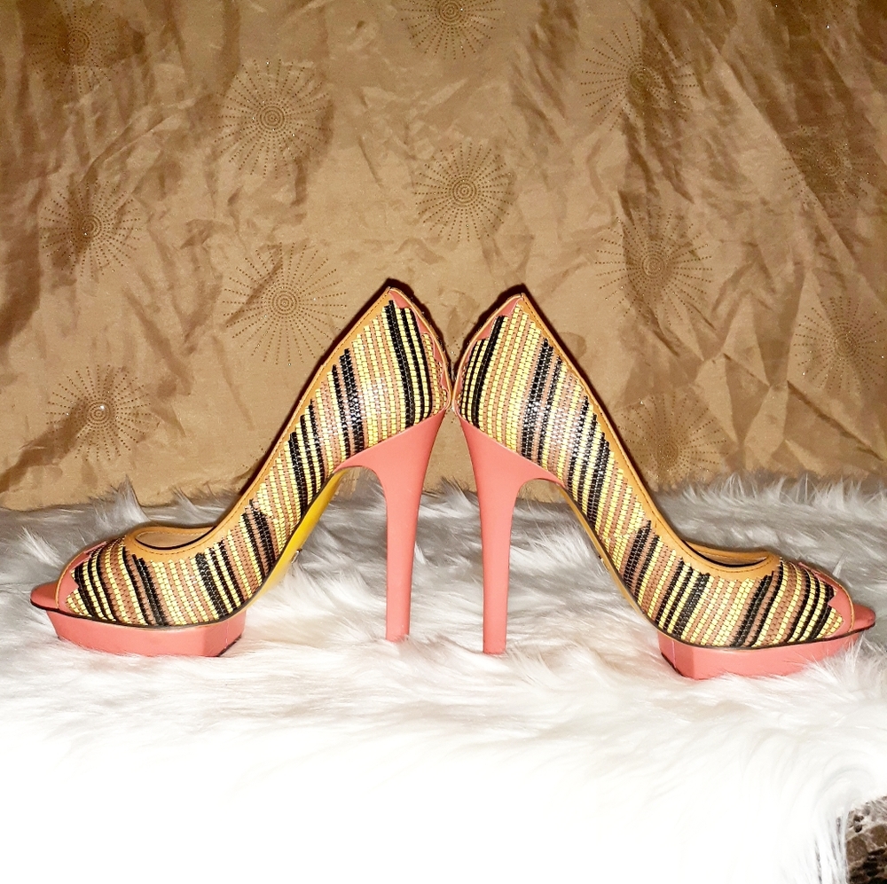 BLONDE AMBITION HEELS